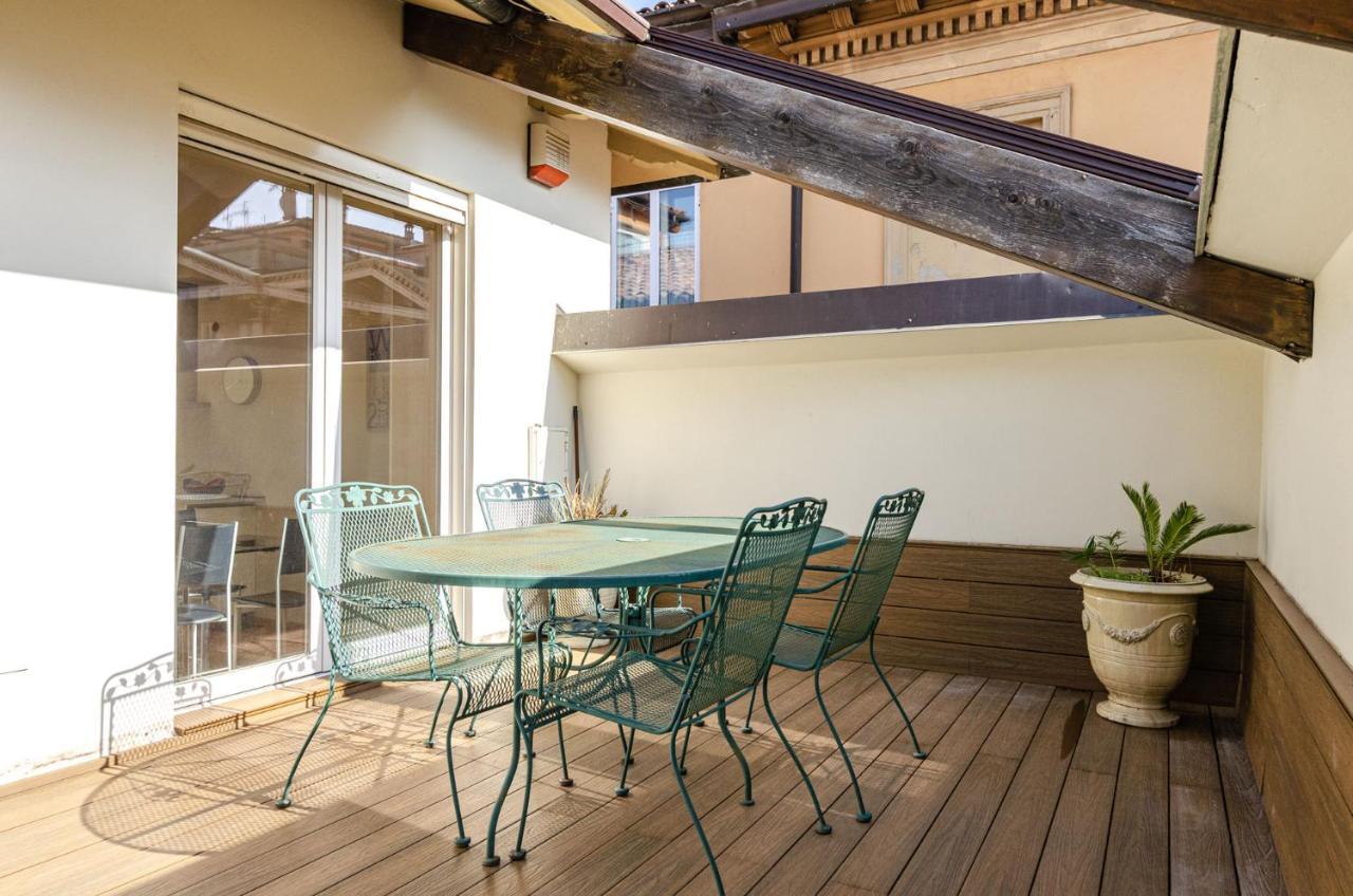 Rizzoli Terrace Apartment Bolonia Exterior foto
